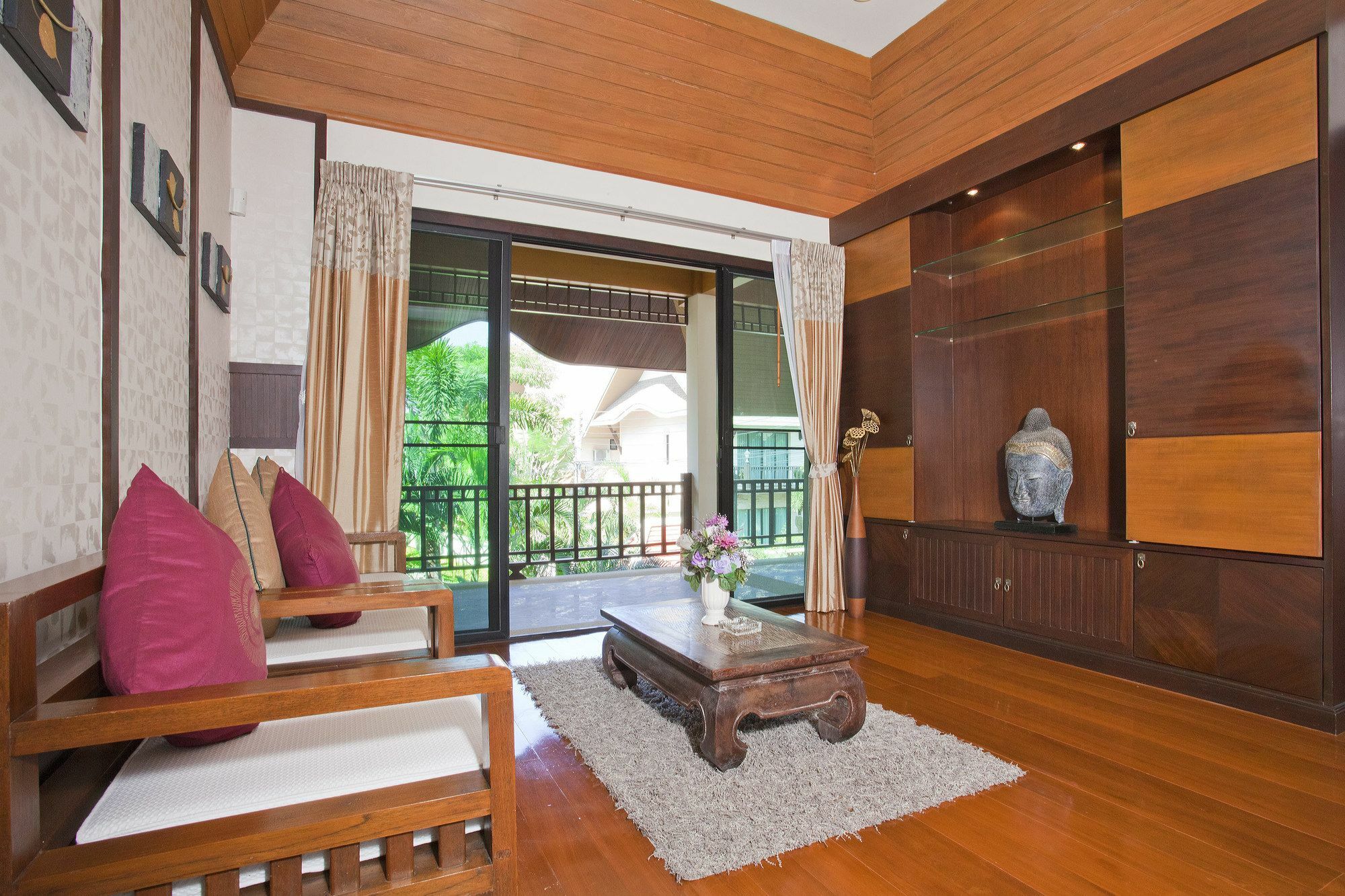 Villa Baan Kon Lafun Pattaya